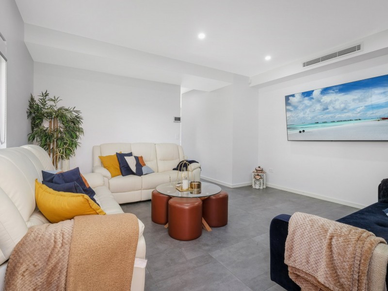 12/21-23 Balanada Avenue, Chipping Norton NSW 2170