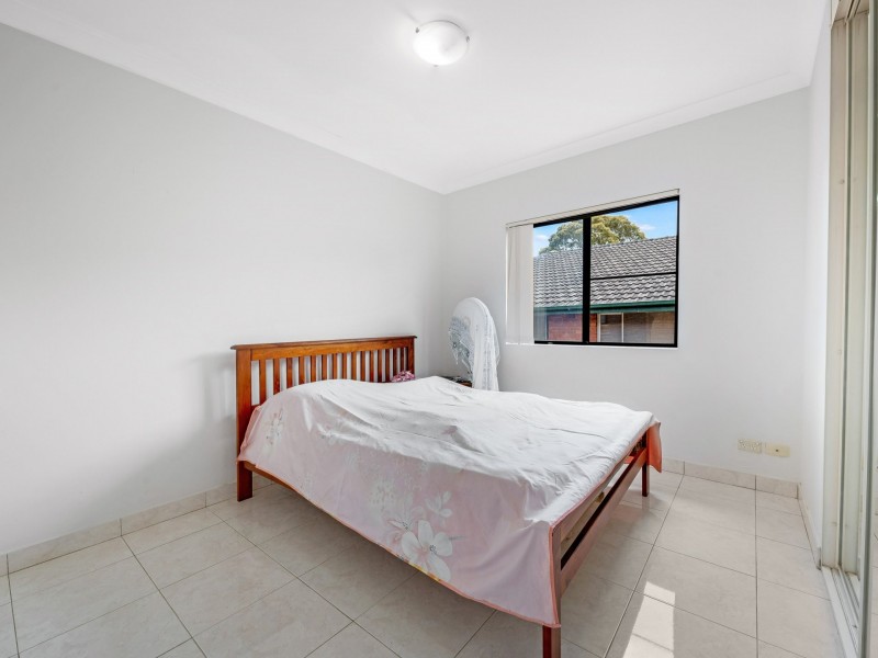 2/106 Rossmore Avenue, Punchbowl NSW 2196