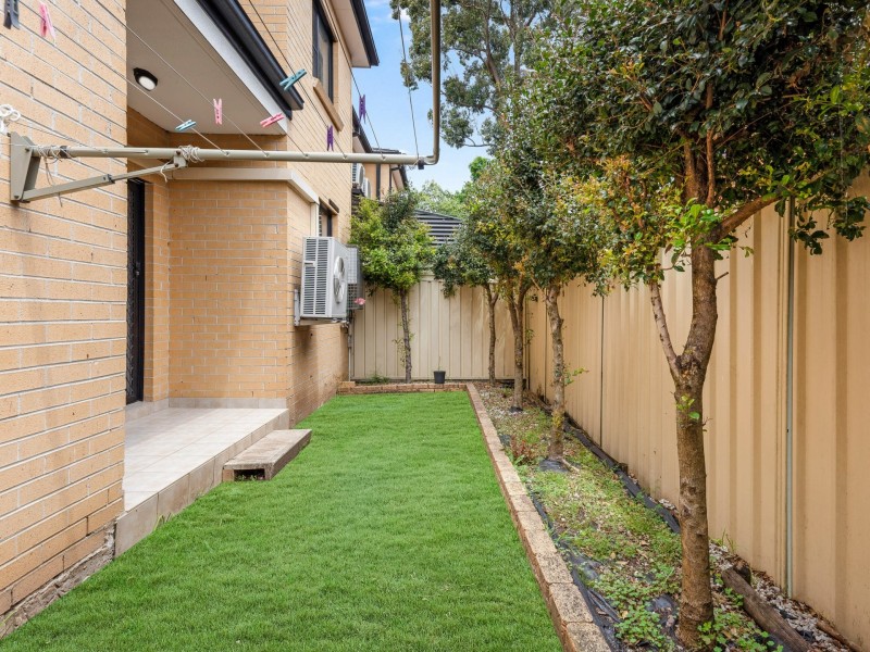 2/106 Rossmore Avenue, Punchbowl NSW 2196