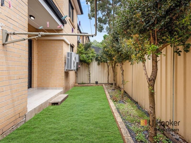 2/106 Rossmore Avenue, Punchbowl NSW 2196