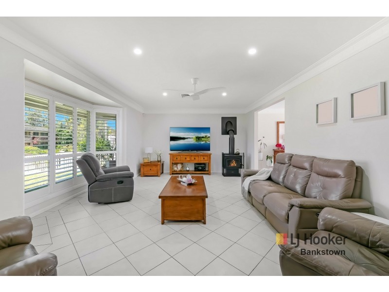 32 Yvonne Crescent, Bass Hill NSW 2197