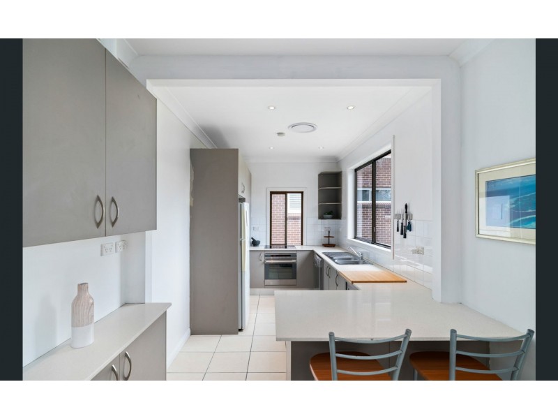 532 Henry Lawson Drive, East Hills NSW 2213