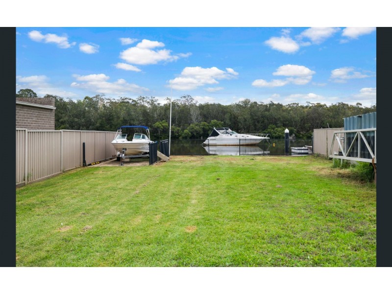 532 Henry Lawson Drive, East Hills NSW 2213