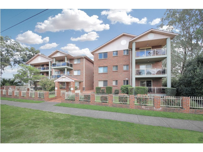 4/6-10 Sir Joseph Banks Street, Bankstown NSW 2200