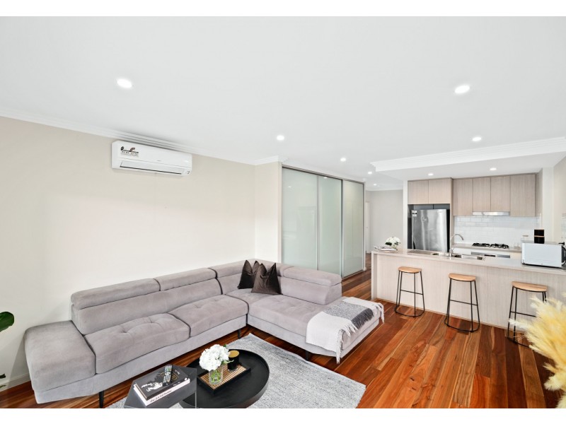 302/17 Maclaurin Avenue, East Hills NSW 2213