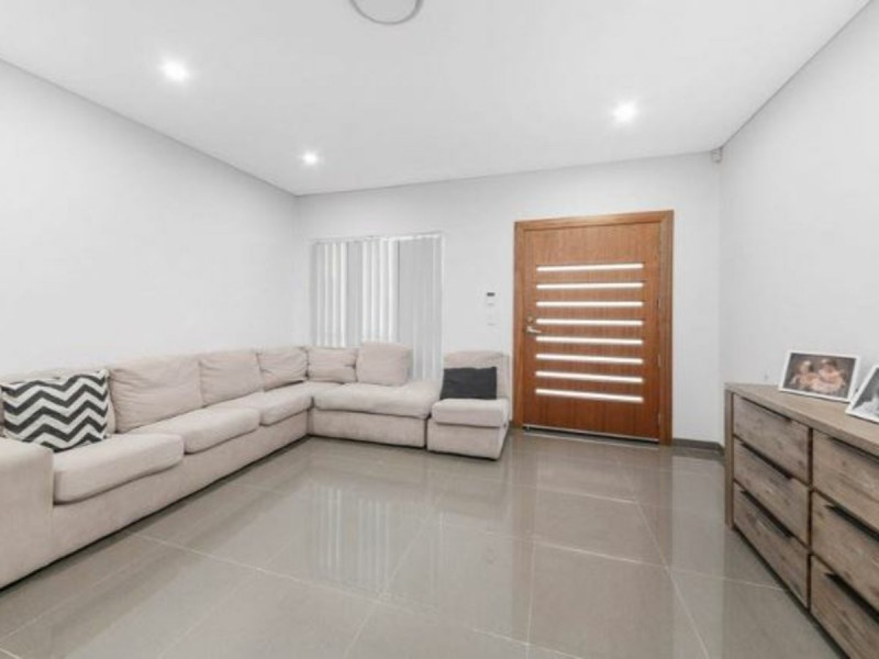 21 Collins Crescent, Yagoona NSW 2199