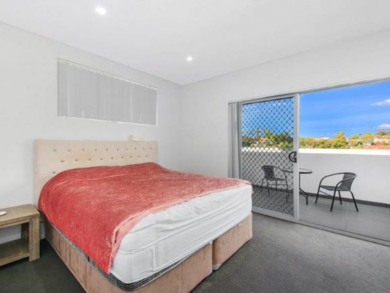 21 Collins Crescent, Yagoona NSW 2199