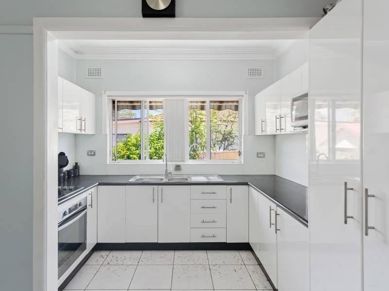 81 Tompson Road, Panania NSW 2213