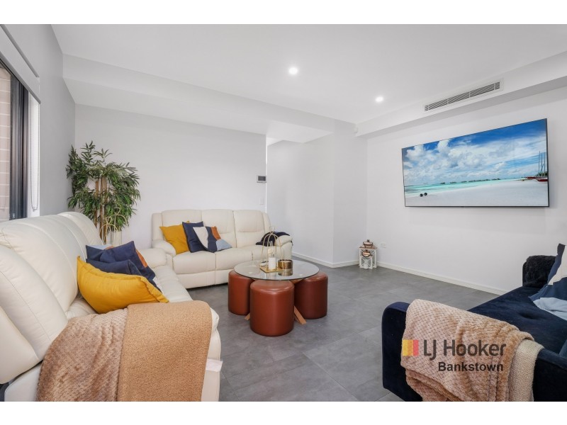 12/21-23 Balanada Avenue, Chipping Norton NSW 2170