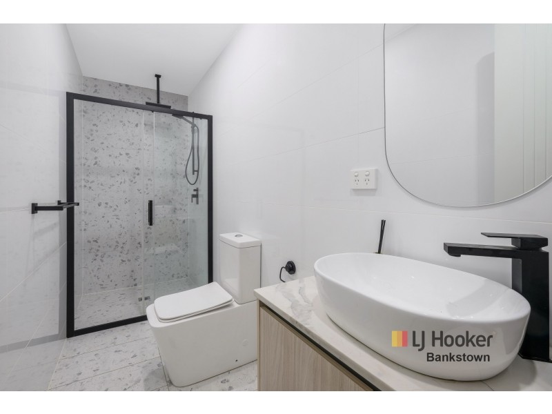 12/21-23 Balanada Avenue, Chipping Norton NSW 2170