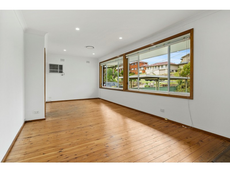 56 Caroline Crescent, Georges Hall NSW 2198