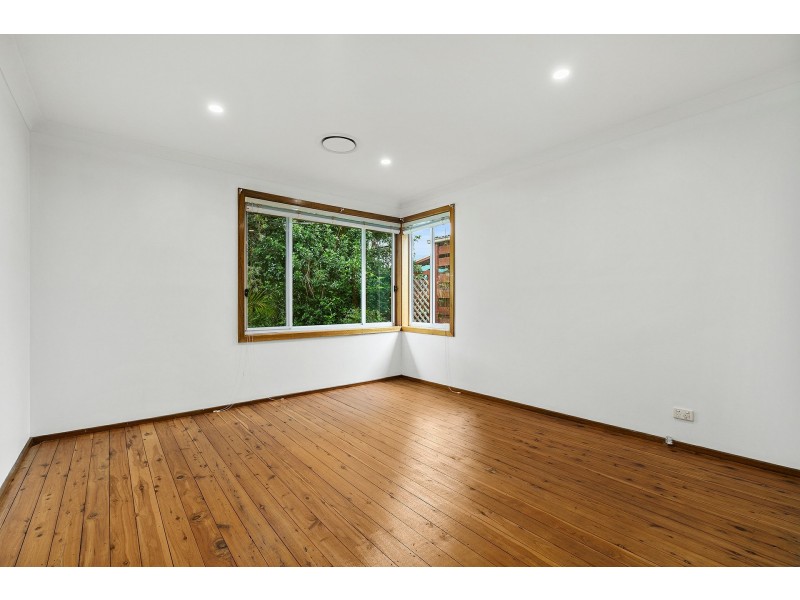 56 Caroline Crescent, Georges Hall NSW 2198