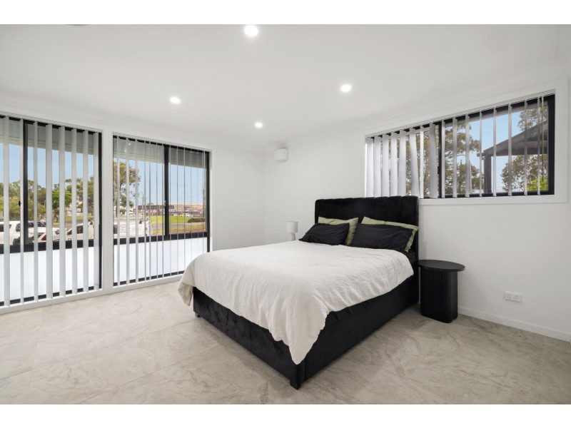 1 Ledbury Place, Chipping Norton NSW 2170