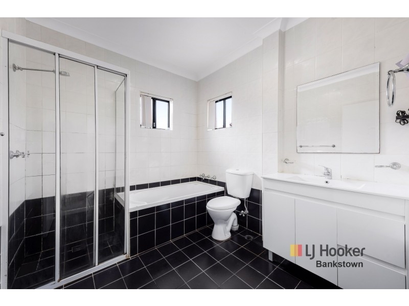 2/1063 Rossmore Avenue, Punchbowl NSW 2196