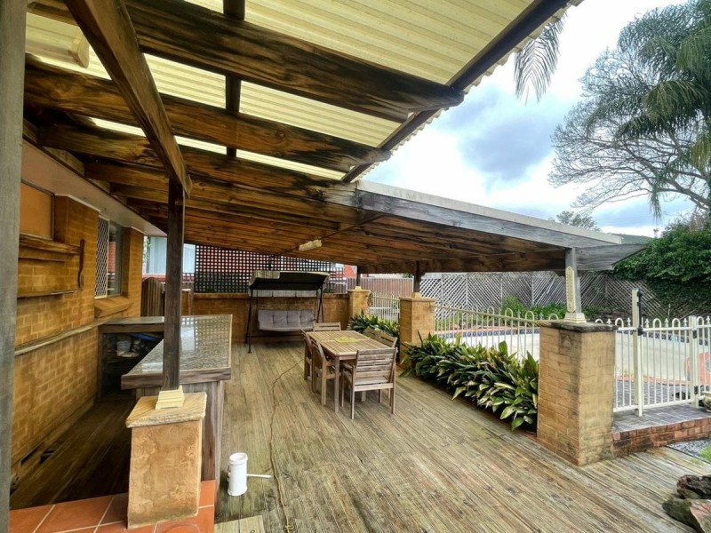 61 Oak Drive, Georges Hall NSW 2198