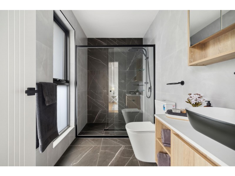 97 Thomas Street, Picnic Point NSW 2213