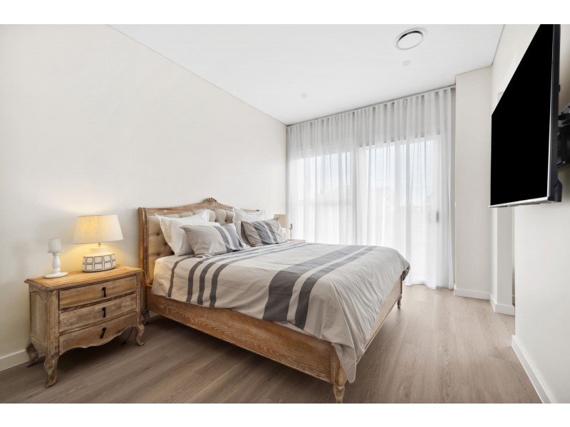 1/39 Bangalow Avenue, Chipping Norton NSW 2170