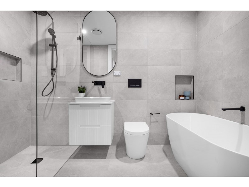 1/39 Bangalow Avenue, Chipping Norton NSW 2170