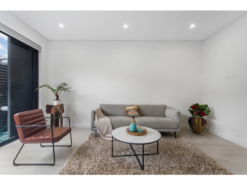 3/1 Bodalla Court, Wattle Grove NSW 2173