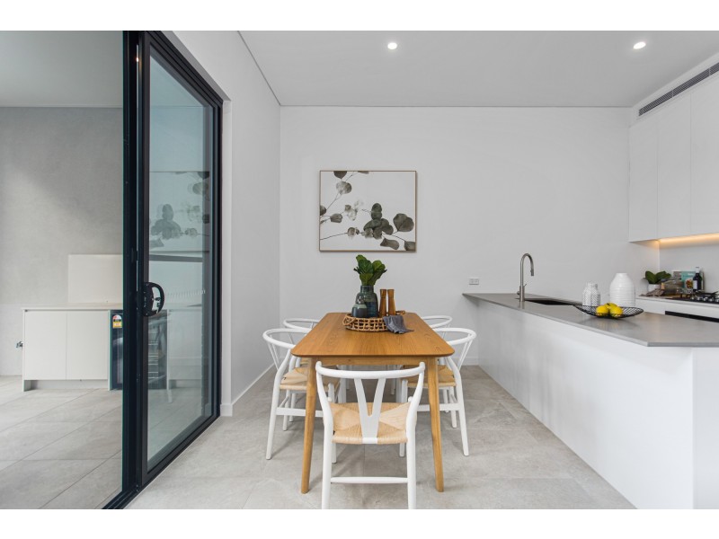 20 Oak Drive, Georges Hall NSW 2198