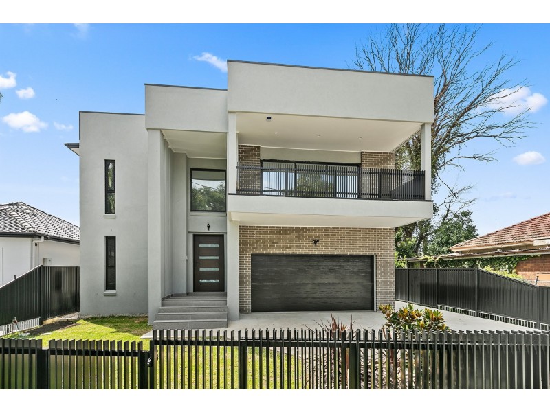 231 Henry Lawson Drive, Georges Hall NSW 2198