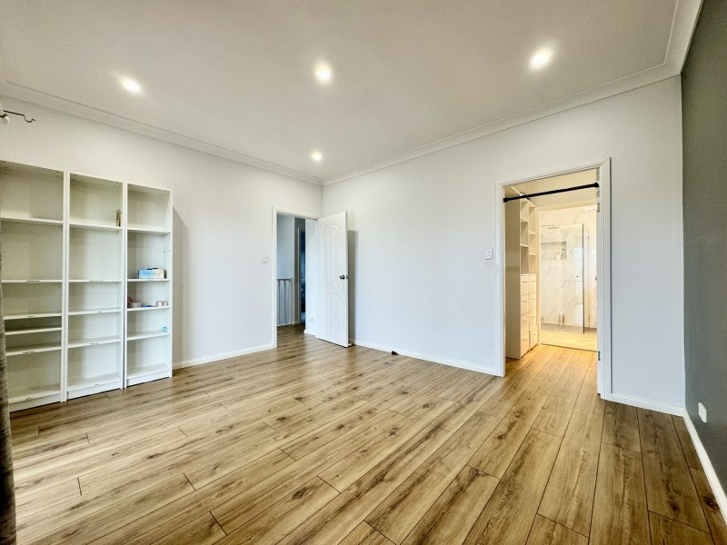 54 Railway Pde, Condell Park NSW 2200