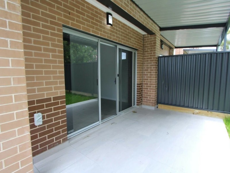 5/30-32 Third Avenue, Macquarie Fields NSW 2564