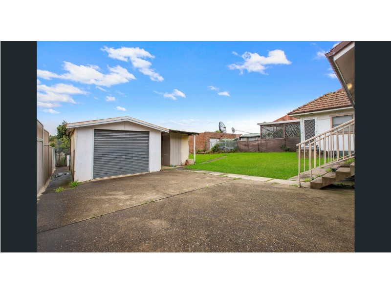 14 Macquarie Street, Greenacre NSW 2190