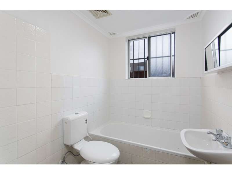 3/28 Flora Street, Roselands NSW 2196