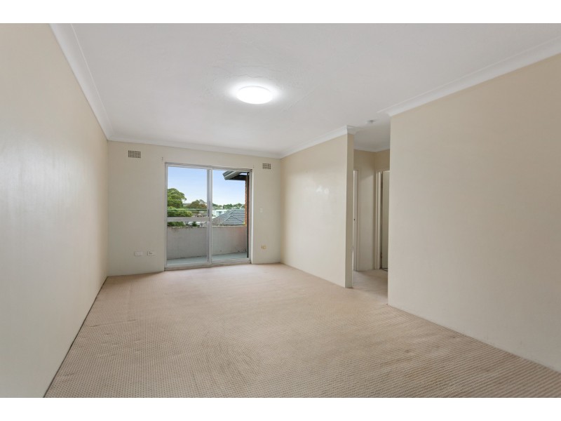 6/28 Flora Street, Roselands NSW 2196