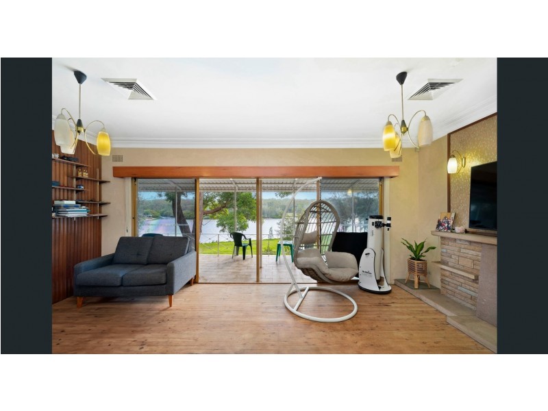 756 Henry Lawson Drive, Picnic Point NSW 2213