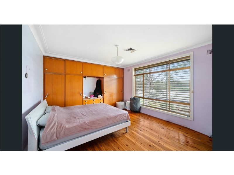 756 Henry Lawson Drive, Picnic Point NSW 2213