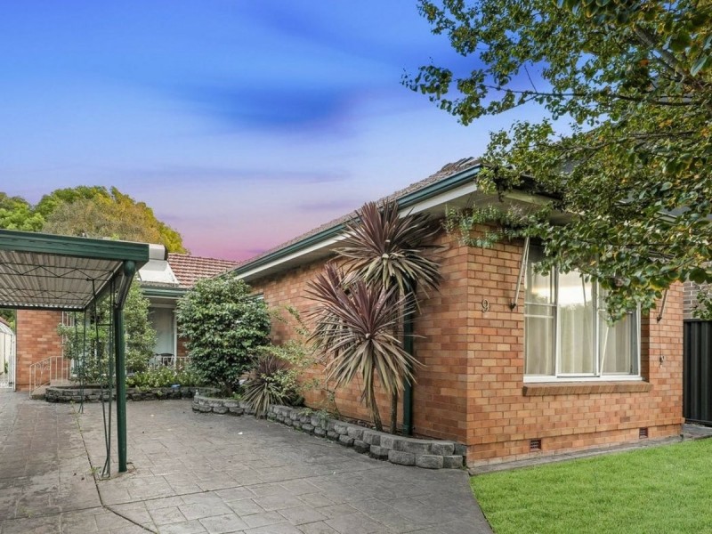 9 Shannon Street, Greenacre NSW 2190