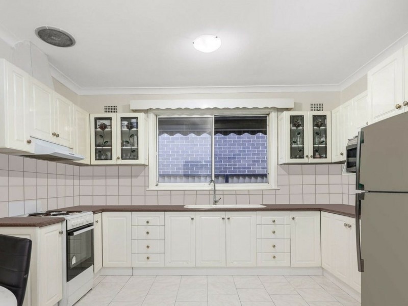 9 Shannon Street, Greenacre NSW 2190