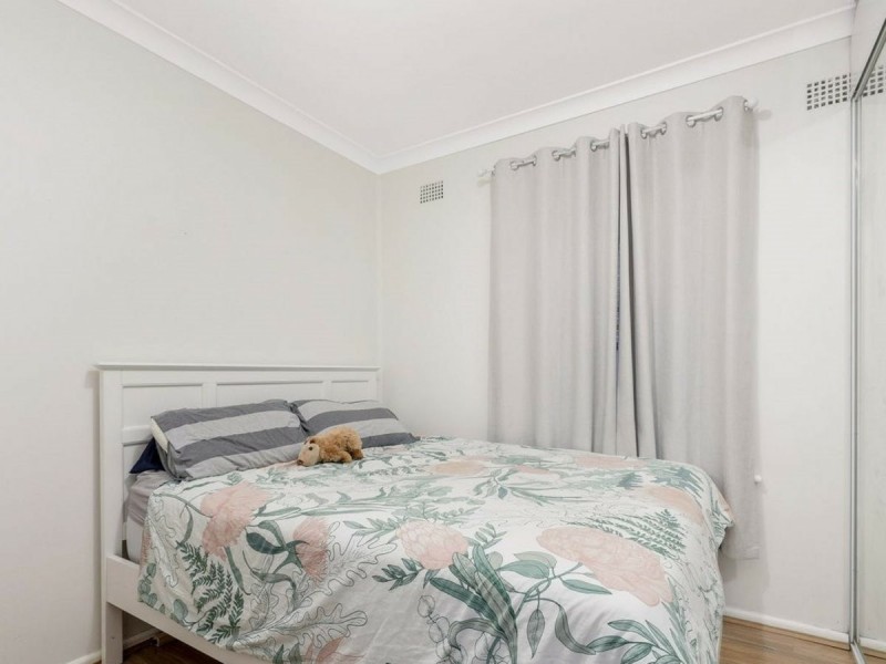 9 Shannon Street, Greenacre NSW 2190