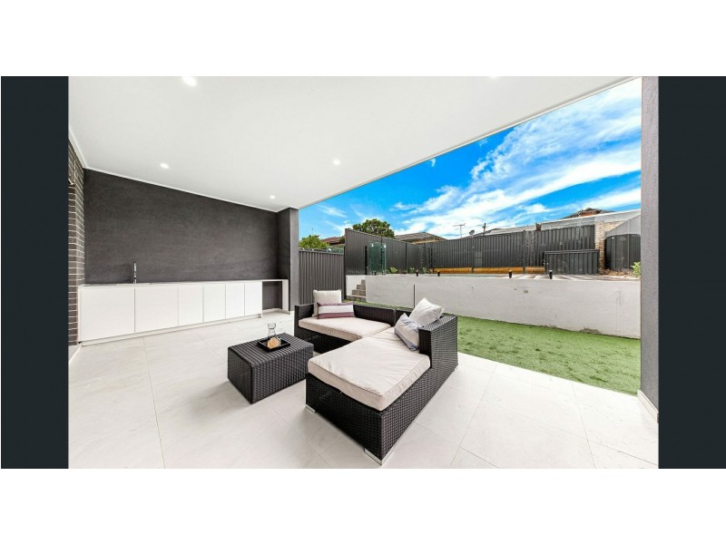 16a Jacaranda Drive, Georges Hall NSW 2198