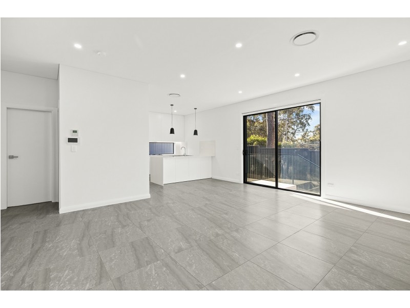 1/22 Boolarong Avenue, Chipping Norton NSW 2170