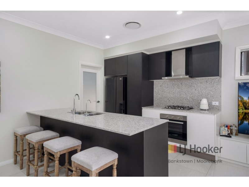 3/102 Longstaff Avenue, Chipping Norton NSW 2170