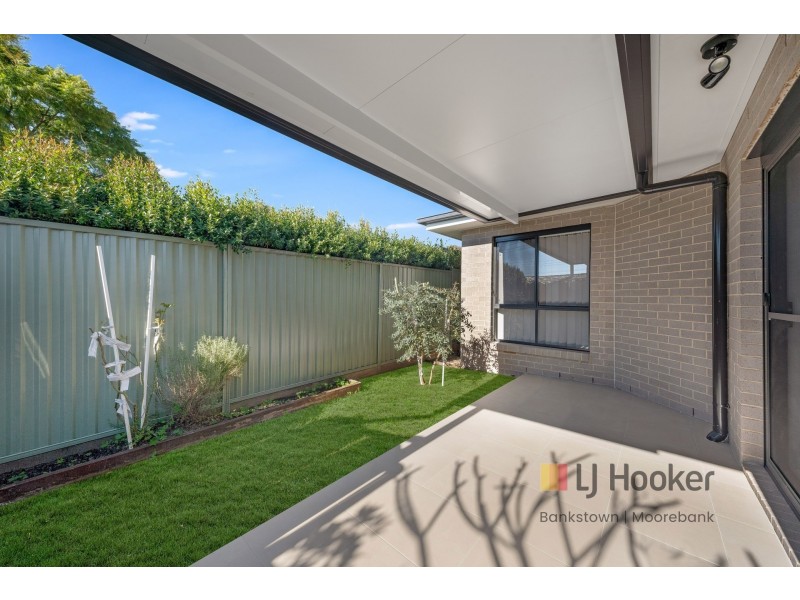 3/102 Longstaff Avenue, Chipping Norton NSW 2170