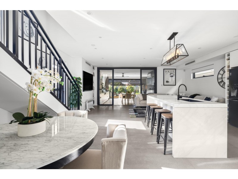 71A Bungarra Crescent, Chipping Norton NSW 2170