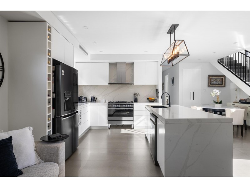 71A Bungarra Crescent, Chipping Norton NSW 2170