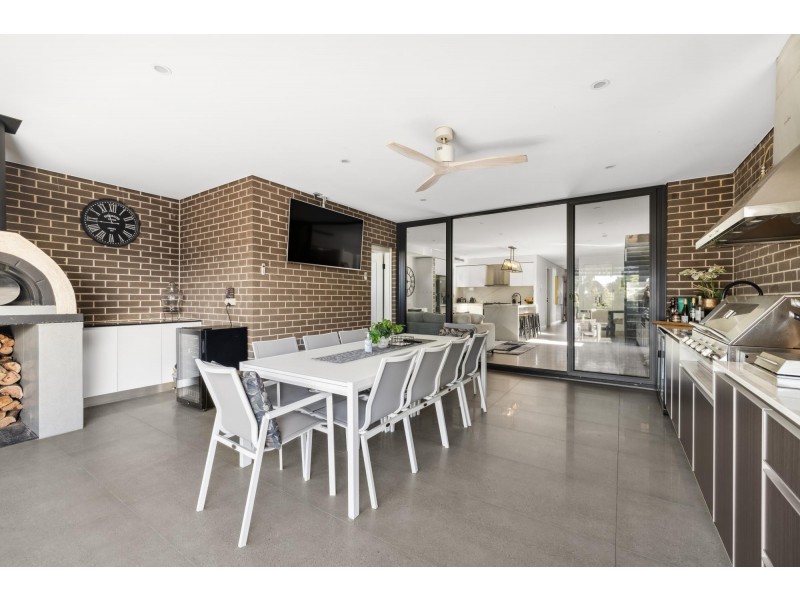 71A Bungarra Crescent, Chipping Norton NSW 2170