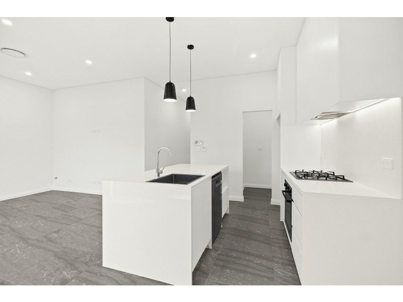 3/22 Boolarong Avenue, Chipping Norton NSW 2170