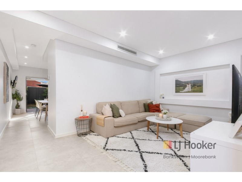 11/21-23 Balanada Avenue, Chipping Norton NSW 2170