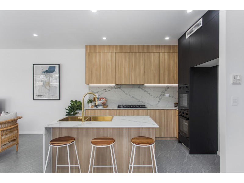 4/62 Ashcroft Avenue, Casula NSW 2170