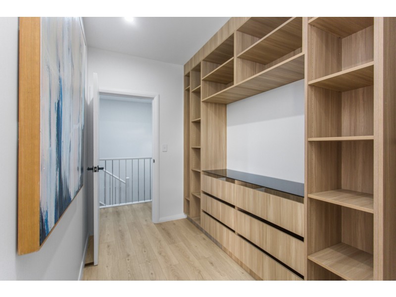 4/62 Ashcroft Avenue, Casula NSW 2170