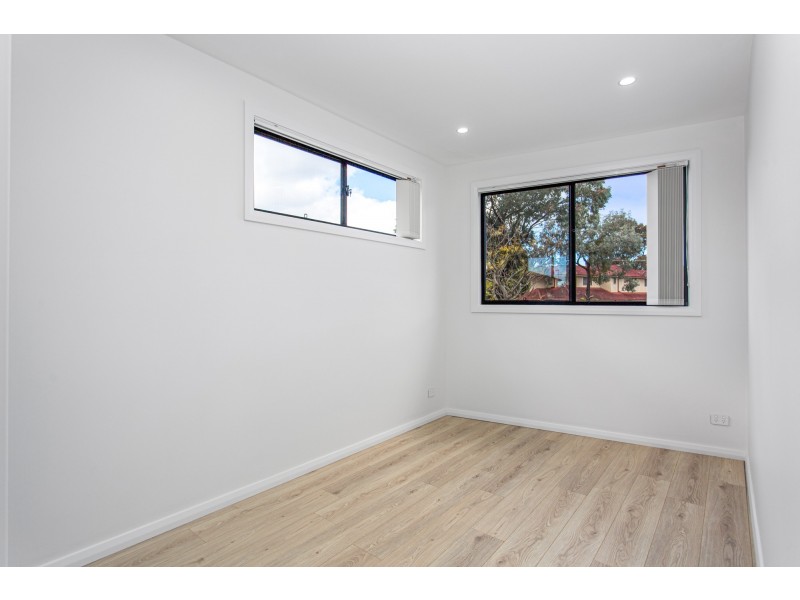 4/62 Ashcroft Avenue, Casula NSW 2170
