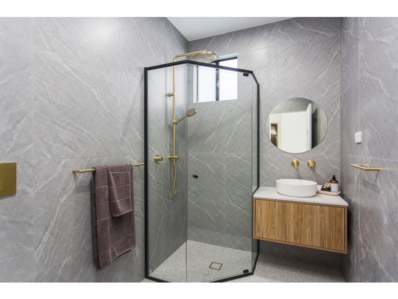 4/62 Ashcroft Avenue, Casula NSW 2170