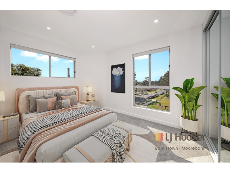 2A Jacquinot Place, Glenfield NSW 2167