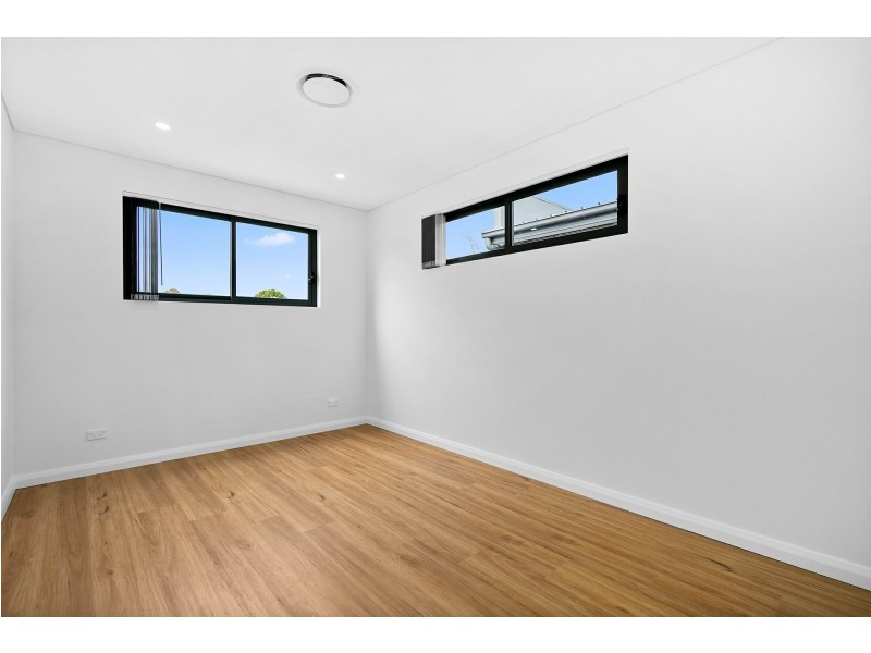 54B Market Street, Moorebank NSW 2170